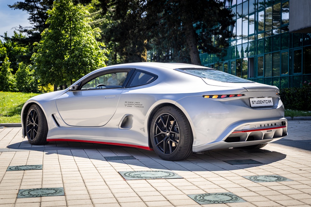 Superauto Titan, foto: Petr Šimčík
